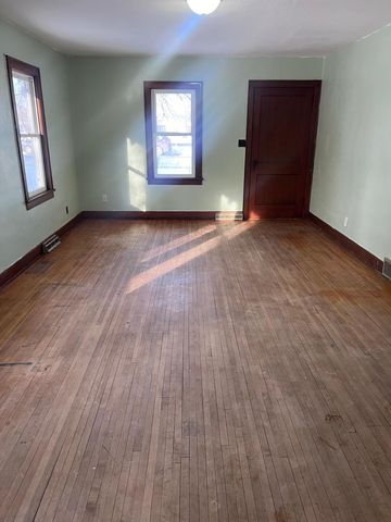 1712 University Drive SE, Saint Cloud, MN 56304