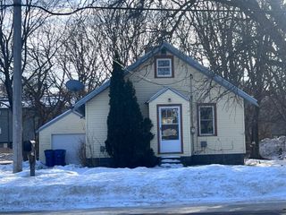 1712 University Drive SE, Saint Cloud, MN 56304