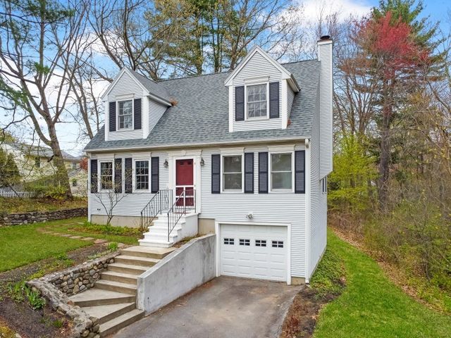 15 Stillwater Rd, Methuen, MA 01844