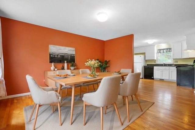 15 Stillwater Rd, Methuen, MA 01844