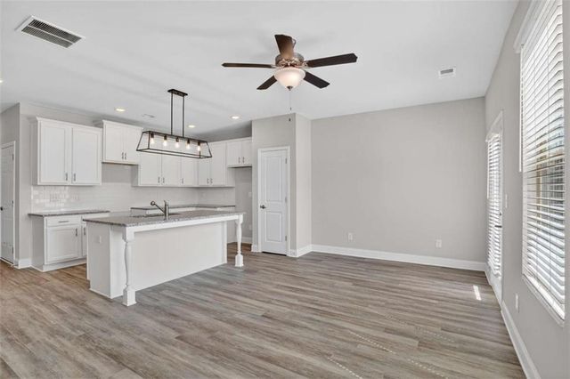 3404 Ripple Loop 130, South Fulton, GA 30349