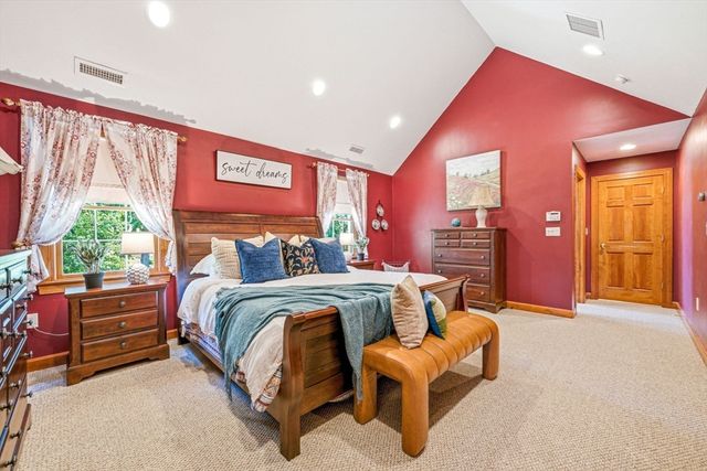 5 Cobb Ln., Littleton, MA 01460