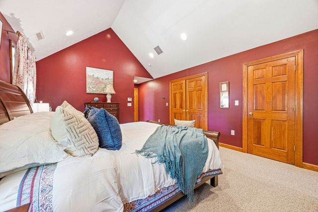 5 Cobb Ln., Littleton, MA 01460