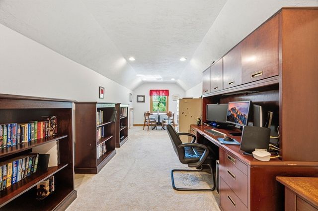 5 Cobb Ln., Littleton, MA 01460