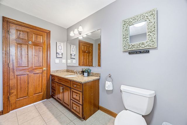 5 Cobb Ln., Littleton, MA 01460