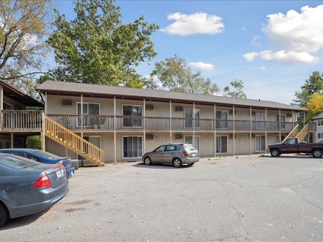 732,736,740 Michael Street, Iowa City, IA 52246