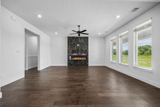 4830 Matador Ranch Road, Waxahachie, TX 75165