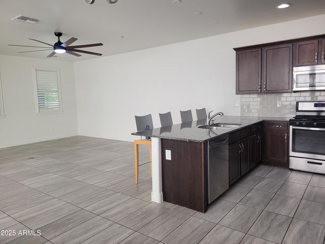 20909 W MAIDEN Lane, Buckeye, AZ 85396