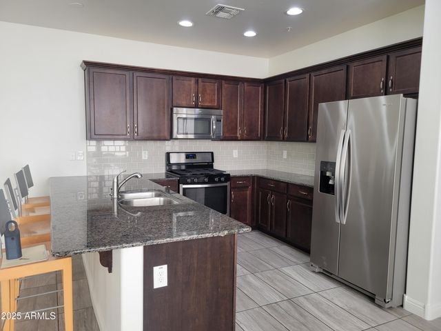 20909 W MAIDEN Lane, Buckeye, AZ 85396