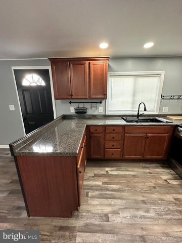 41 REDWOOD LANE, Carlisle, PA 17015