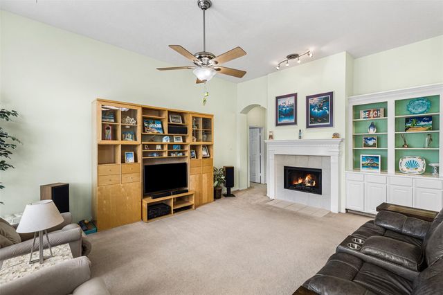 312 Summer Haven Circle, League City, TX 77573