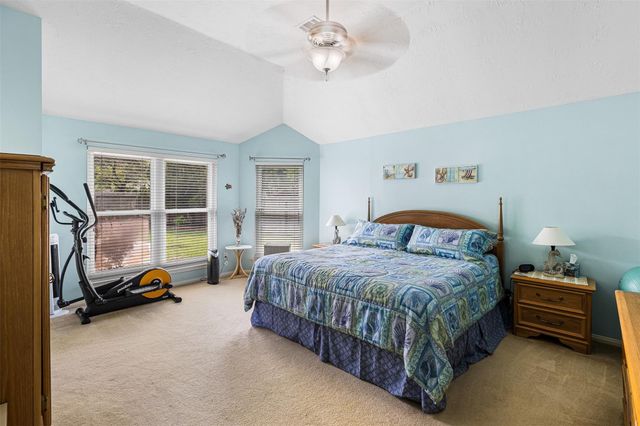 312 Summer Haven Circle, League City, TX 77573