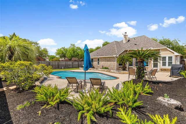312 Summer Haven Circle, League City, TX 77573