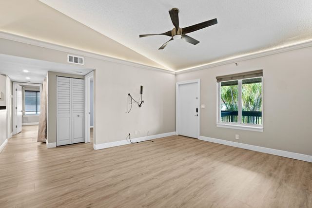 6299 CHASEWOOD Drive H, Jupiter, FL 33458