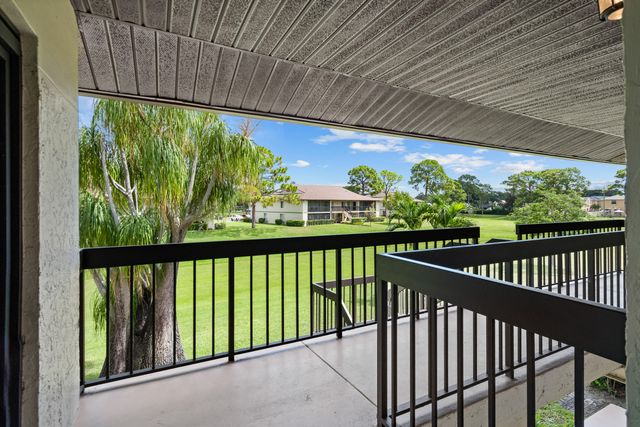6299 CHASEWOOD Drive H, Jupiter, FL 33458