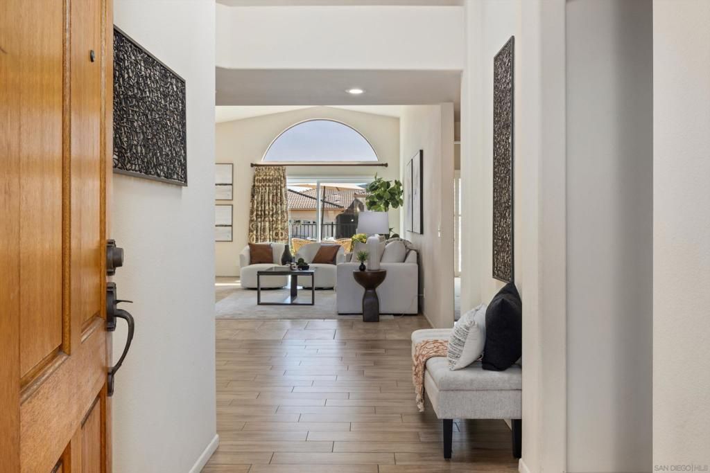18006 Calle Estepona, San Diego, CA 92128 — photo 4