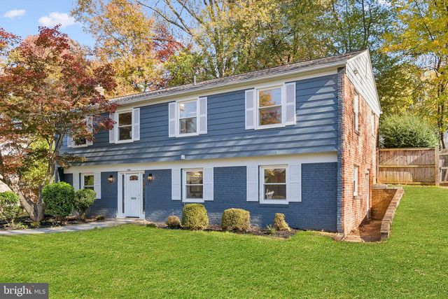 9709 CORKRAN LN, Bethesda, MD 20817