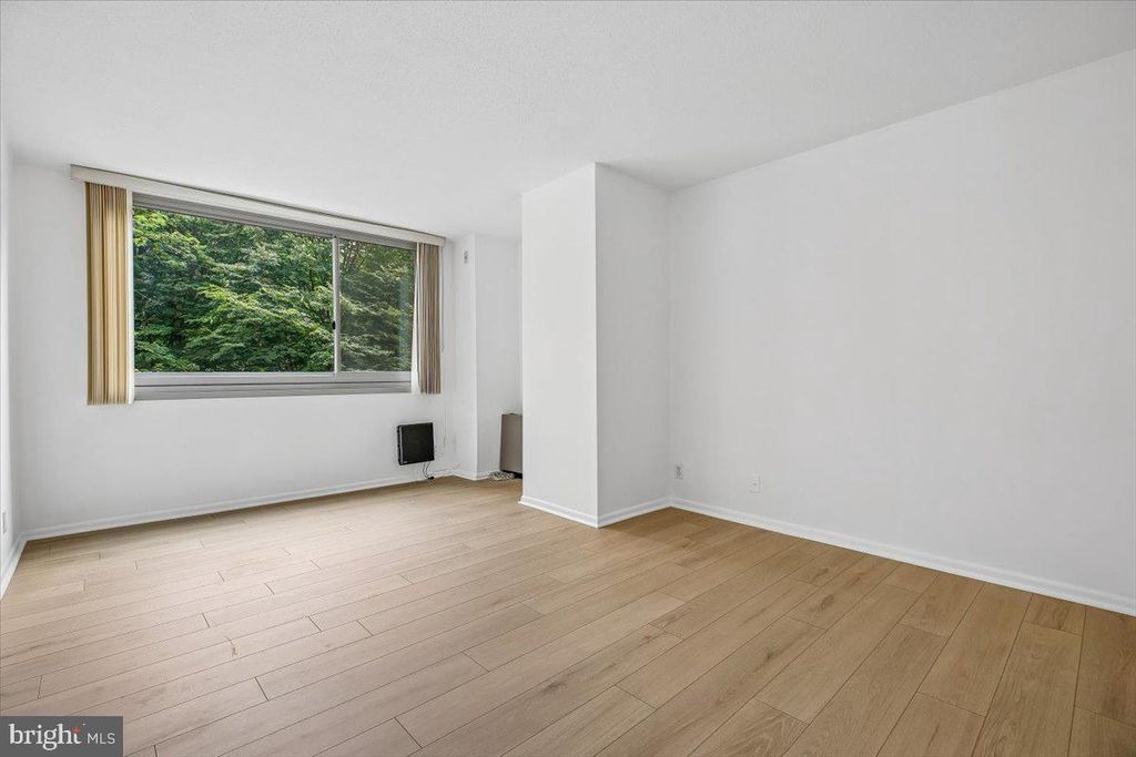 Image 21 of property listing at 4601 N PARK AVE #210K, Chevy Chase, MD 20815