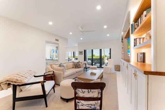 1616 Ocean Drive 107, Vero Beach, FL 32963