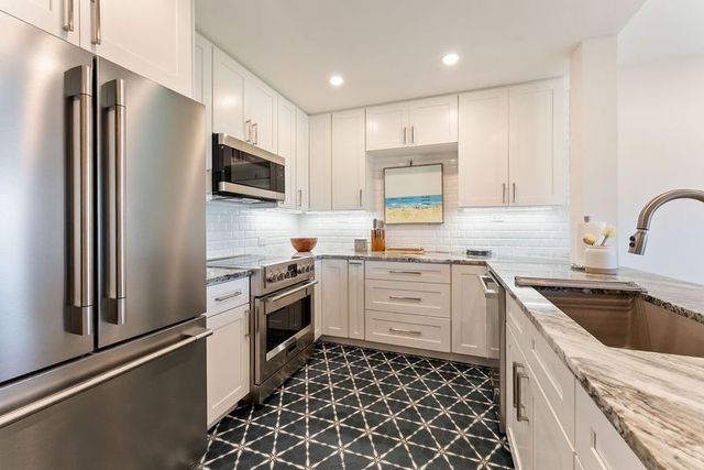 1616 Ocean Drive 107, Vero Beach, FL 32963
