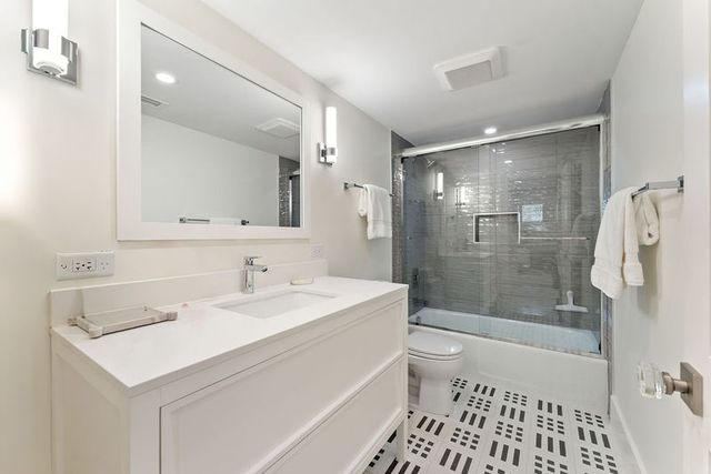 1616 Ocean Drive 107, Vero Beach, FL 32963