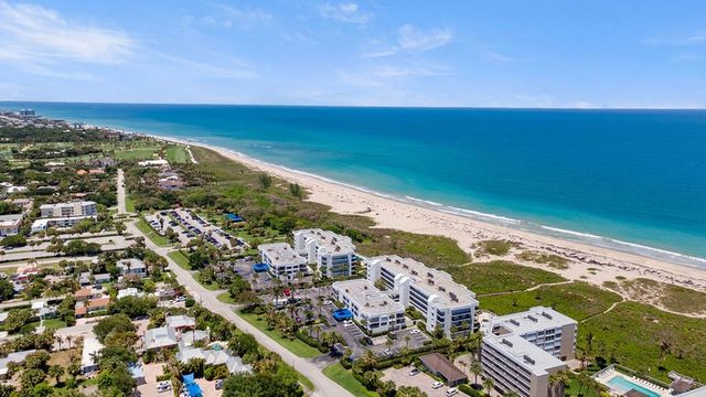1616 Ocean Drive 107, Vero Beach, FL 32963