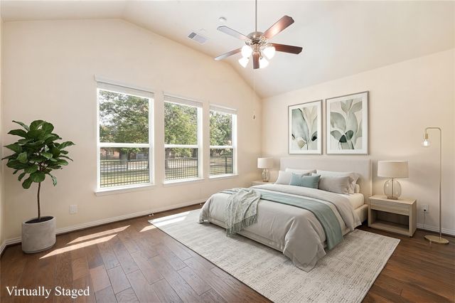 9615 Landon Lake Drive, Pearland, TX 77584