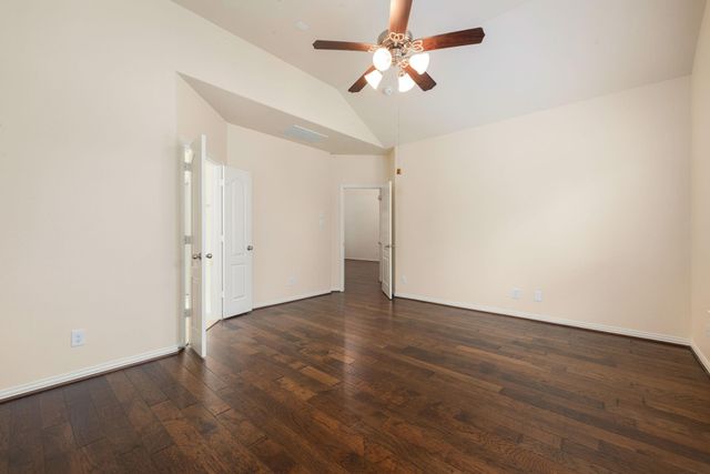 9615 Landon Lake Drive, Pearland, TX 77584