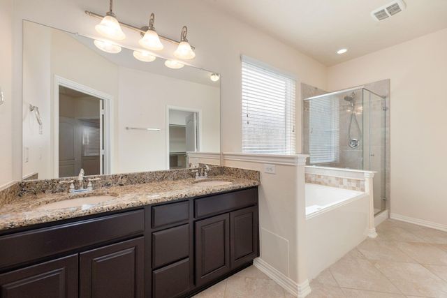 9615 Landon Lake Drive, Pearland, TX 77584