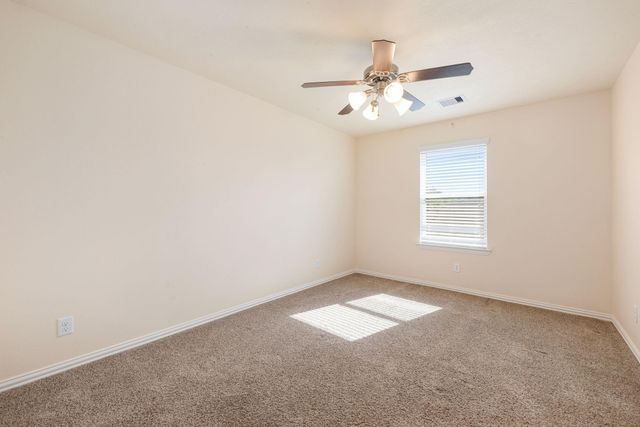 9615 Landon Lake Drive, Pearland, TX 77584