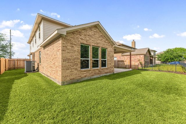 9615 Landon Lake Drive, Pearland, TX 77584