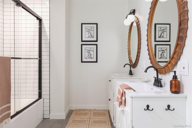 13 Phillips Street, Middletown, NY 10940