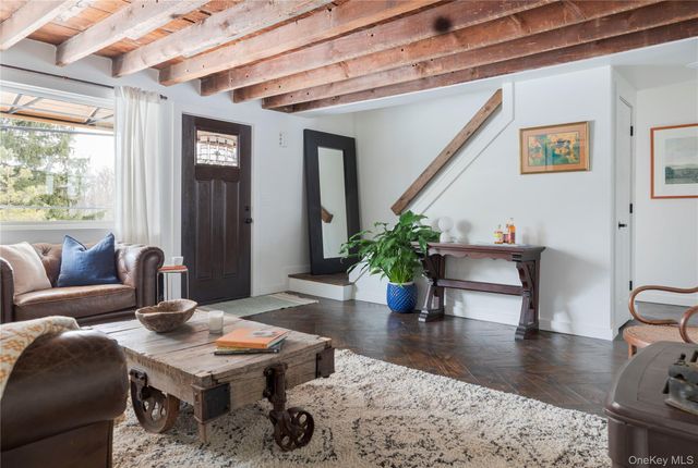 13 Phillips Street, Middletown, NY 10940