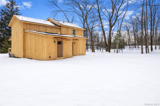 13 Phillips Street, Middletown, NY 10940