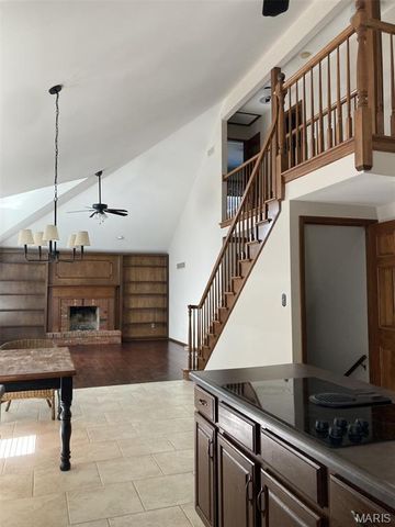 471 Saint Thomas Isle Lane, Wildwood, MO 63040