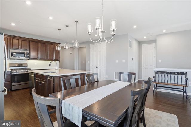 12700 WALLACE CT, Hagerstown, MD 21740