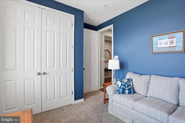 12700 WALLACE CT, Hagerstown, MD 21740