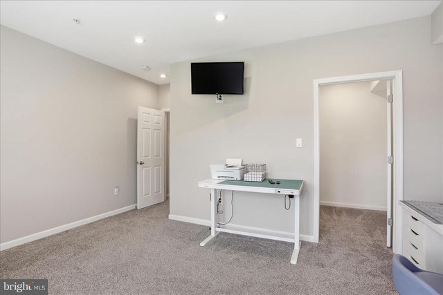 12700 WALLACE CT, Hagerstown, MD 21740