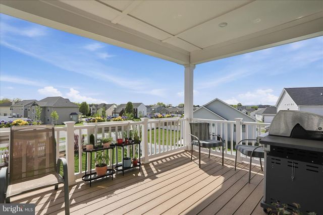 12700 WALLACE CT, Hagerstown, MD 21740