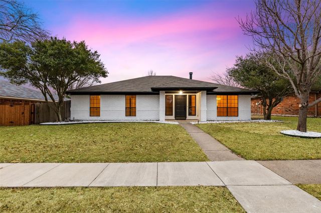924 Simon Drive, Plano, TX 75025