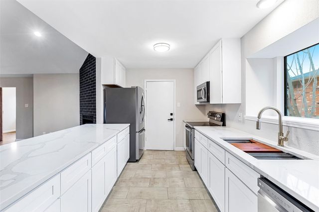 924 Simon Drive, Plano, TX 75025