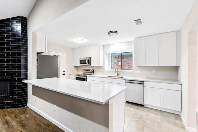 924 Simon Drive, Plano, TX 75025