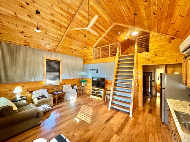 604 Frances Cove Apts. A-D, Mountain View, AR 72560