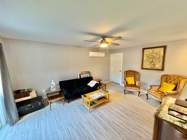 604 Frances Cove Apts. A-D, Mountain View, AR 72560