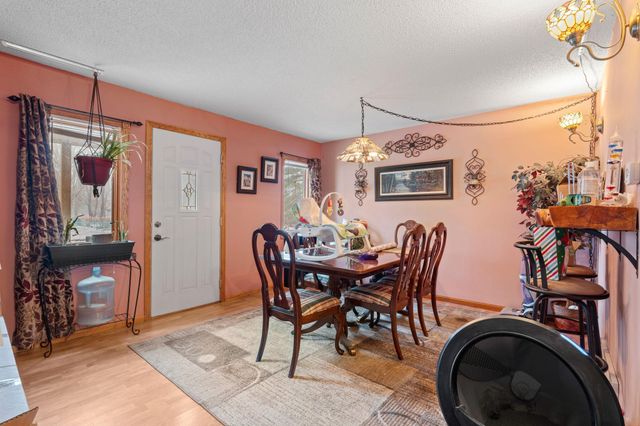 656 Lincoln Drive, Wyoming, MN 55092