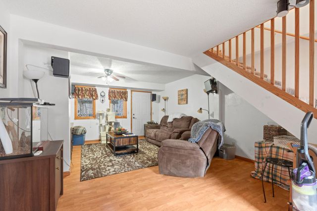 656 Lincoln Drive, Wyoming, MN 55092