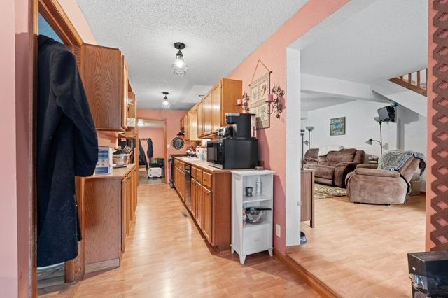 656 Lincoln Drive, Wyoming, MN 55092