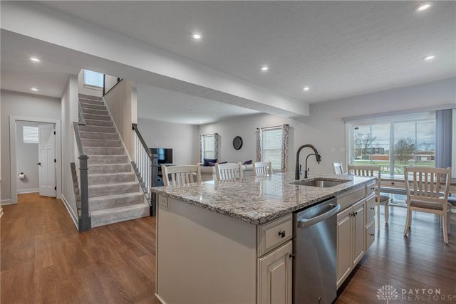 2758 Riverstone Drive, Xenia, OH 45385