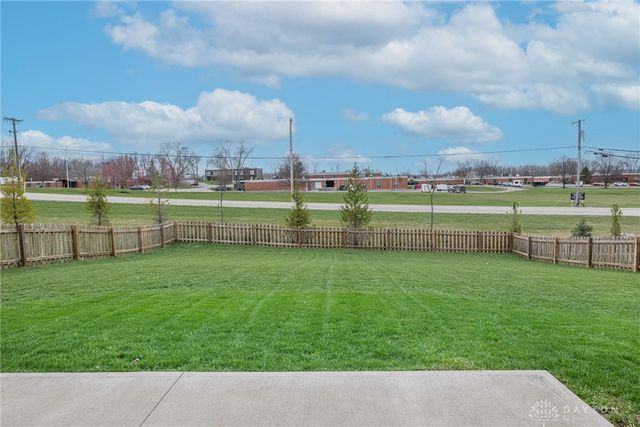 2758 Riverstone Drive, Xenia, OH 45385