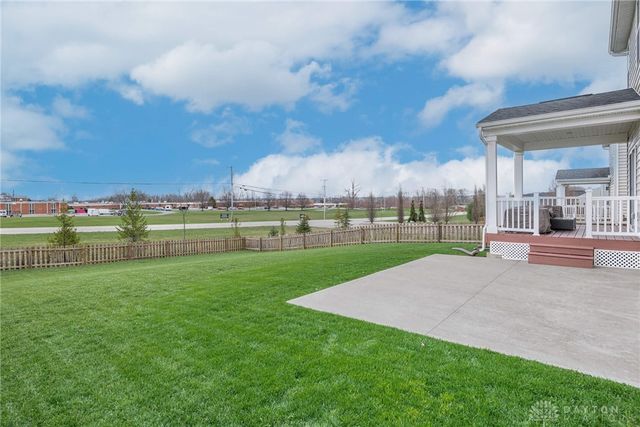 2758 Riverstone Drive, Xenia, OH 45385